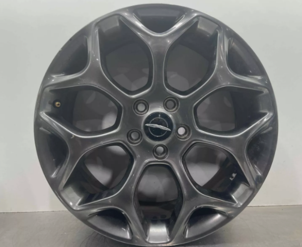 2018 Chrysler 300 Touring  Rim Inches-19 spokes-7 (1)