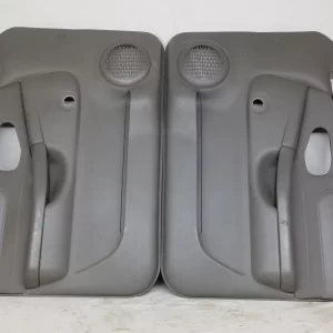 2004 Chevrolet Blazer Door Panel Set (Left & Right)
